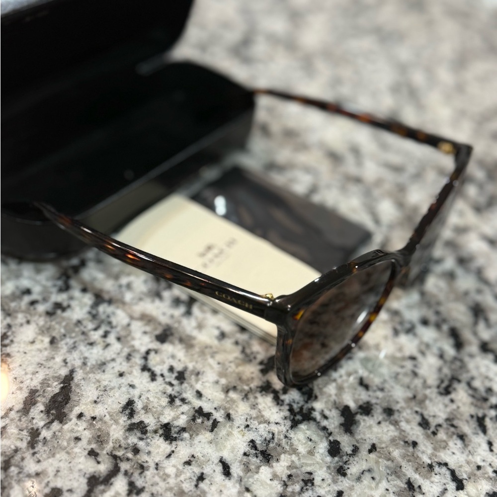 Coach Brown Sunglasses Elegant Accessories